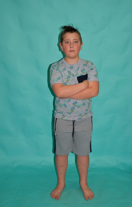 images/productimages/small/grijze-short-1.jpg