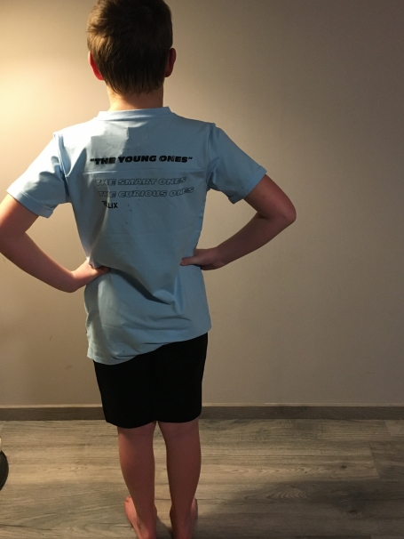T-shirt Lichtblauw